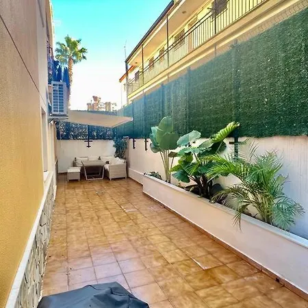 Centrico Con Gran Terraza 托雷莫利诺斯